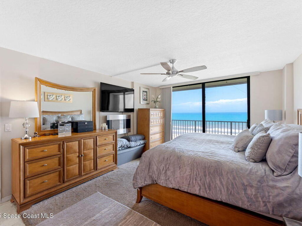 830 N Atlantic Avenue, Cocoa Beach, FL 32931