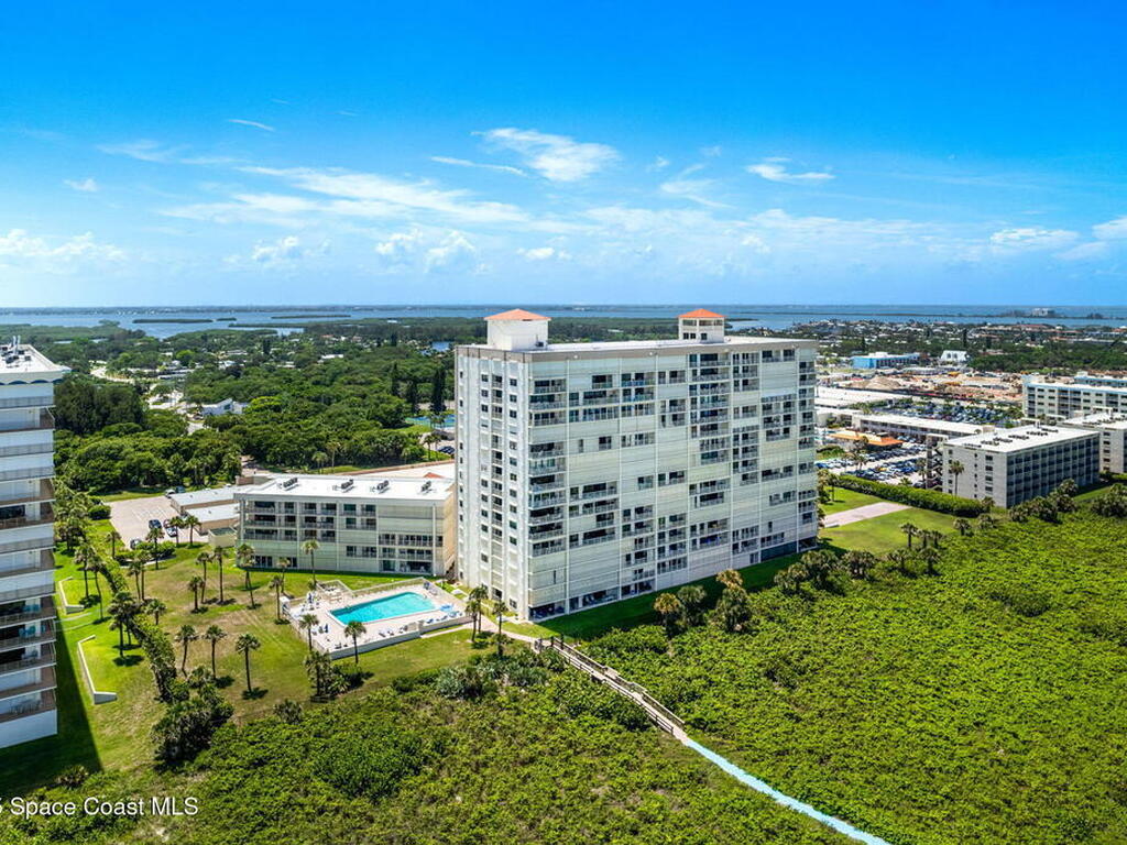 830 N Atlantic Avenue, Cocoa Beach, FL 32931
