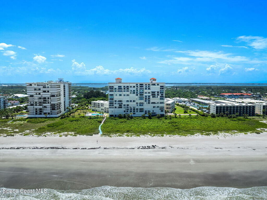 830 N Atlantic Avenue, Cocoa Beach, FL 32931
