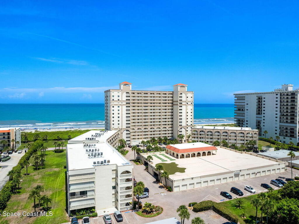 830 N Atlantic Avenue, Cocoa Beach, FL 32931