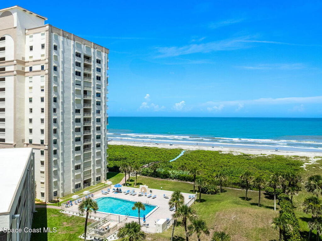830 N Atlantic Avenue, Cocoa Beach, FL 32931