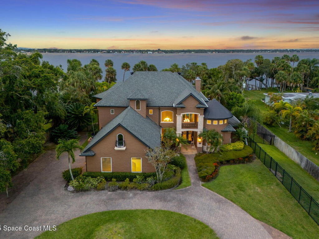 4297 Crooked Mile Road, Merritt Island, FL 32952