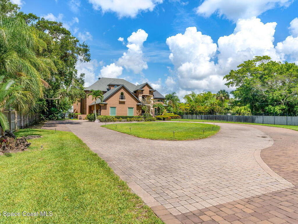 4297 Crooked Mile Road, Merritt Island, FL 32952