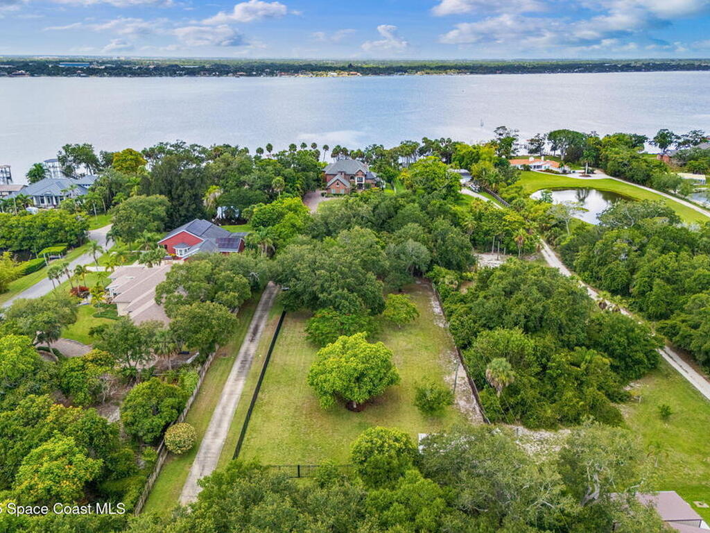 4297 Crooked Mile Road, Merritt Island, FL 32952