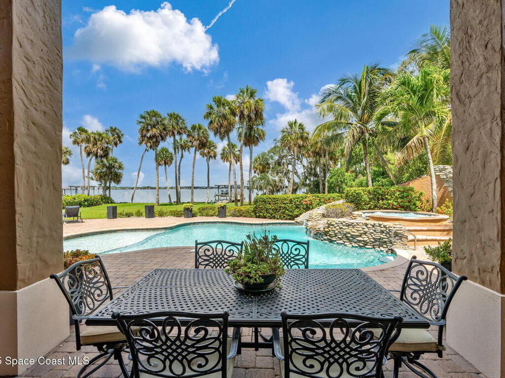 4297 Crooked Mile Road, Merritt Island, FL 32952