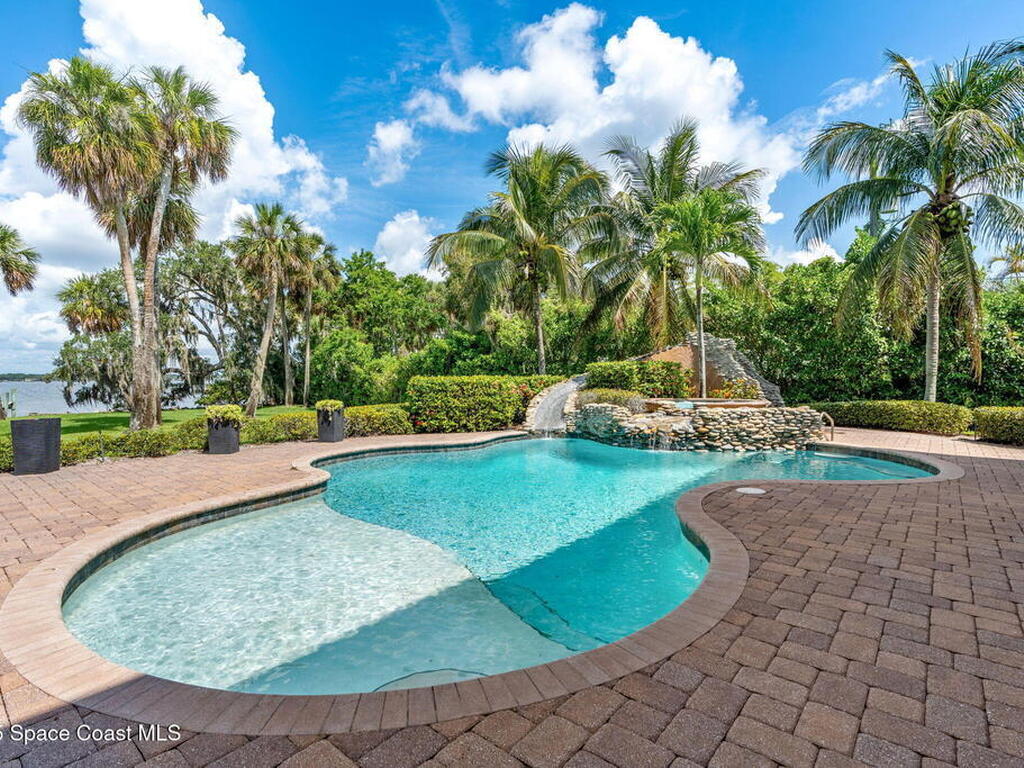 4297 Crooked Mile Road, Merritt Island, FL 32952