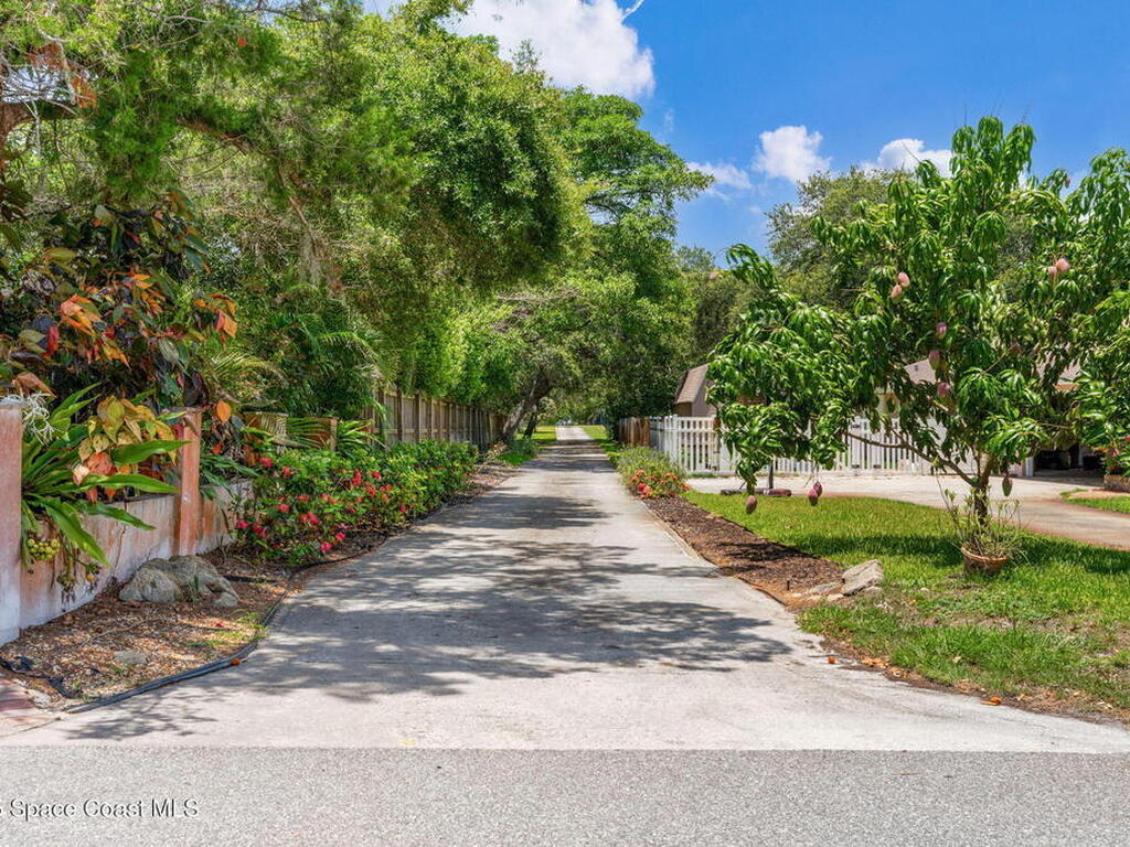 4297 Crooked Mile Road, Merritt Island, FL 32952