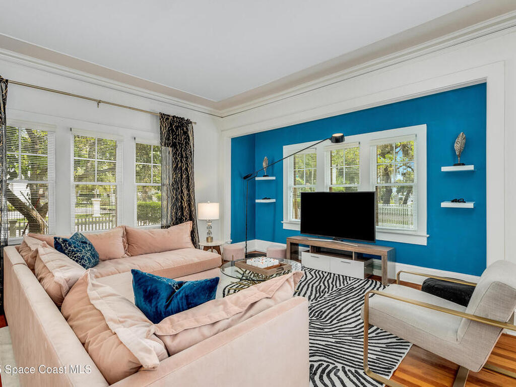 1296 Highland Avenue, Melbourne, FL 32935