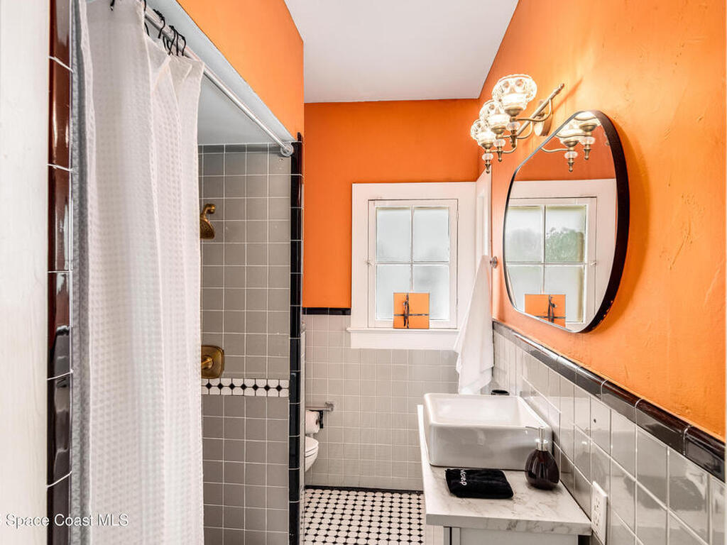 1296 Highland Avenue, Melbourne, FL 32935