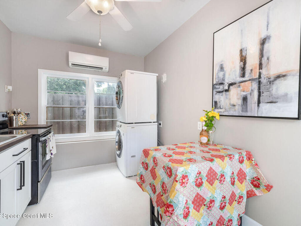 1296 Highland Avenue, Melbourne, FL 32935