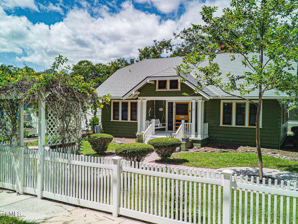 1296 Highland Avenue, Melbourne, FL 32935