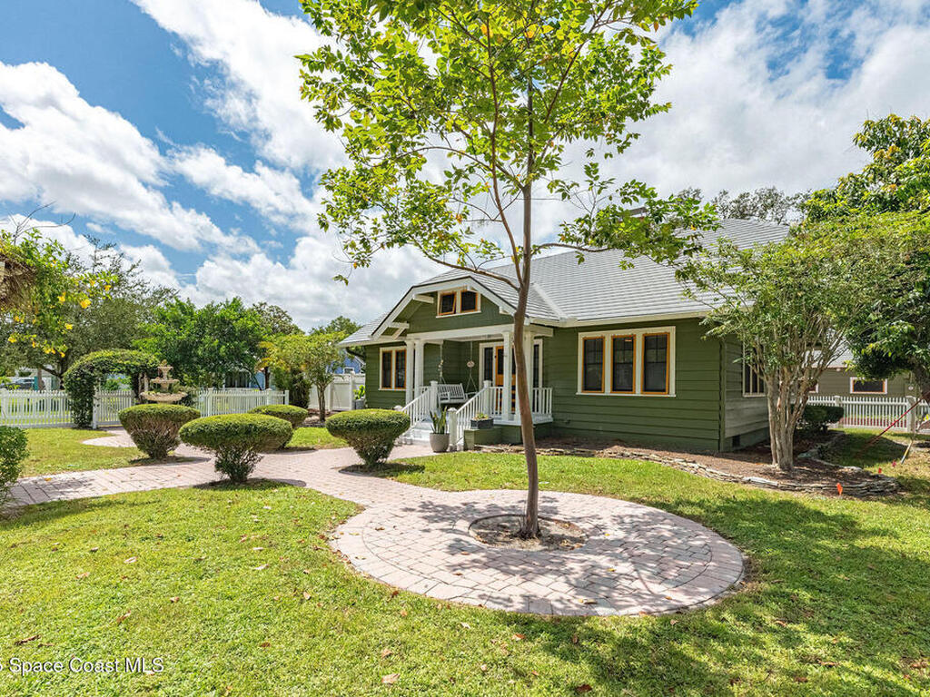 1296 Highland Avenue, Melbourne, FL 32935