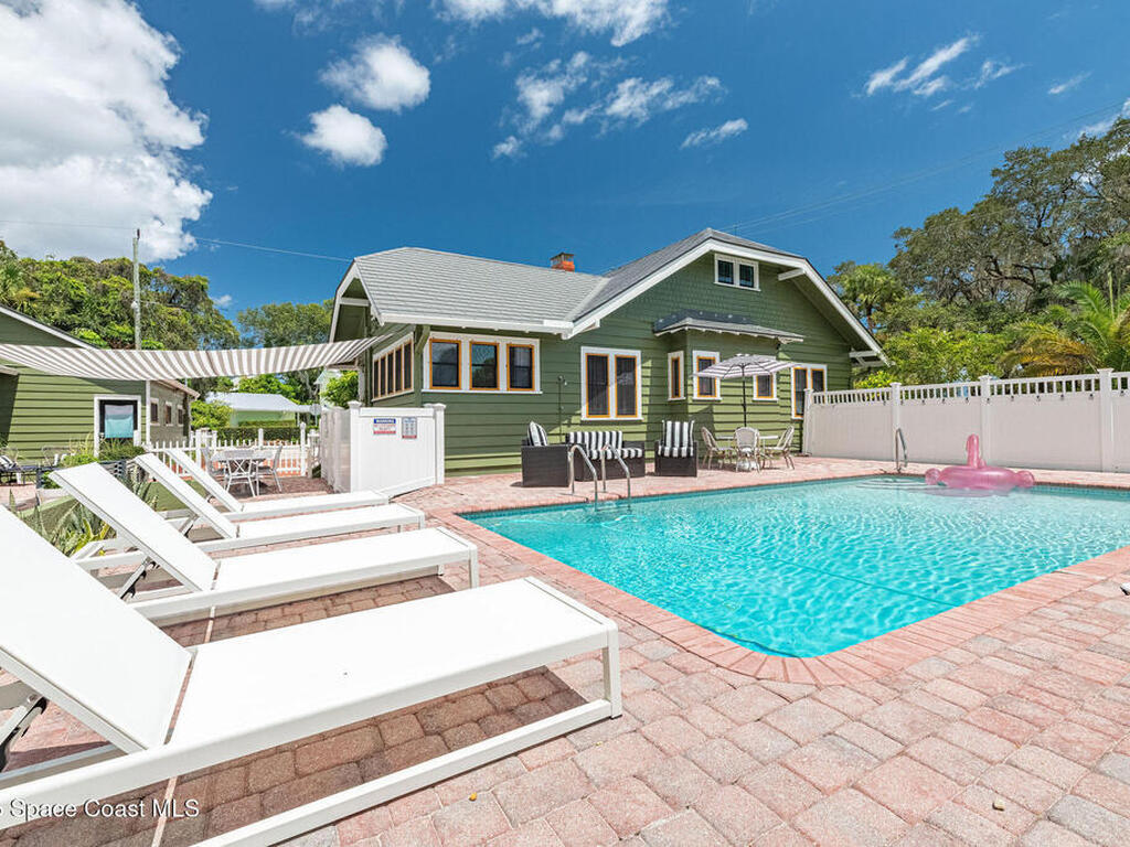 1296 Highland Avenue, Melbourne, FL 32935