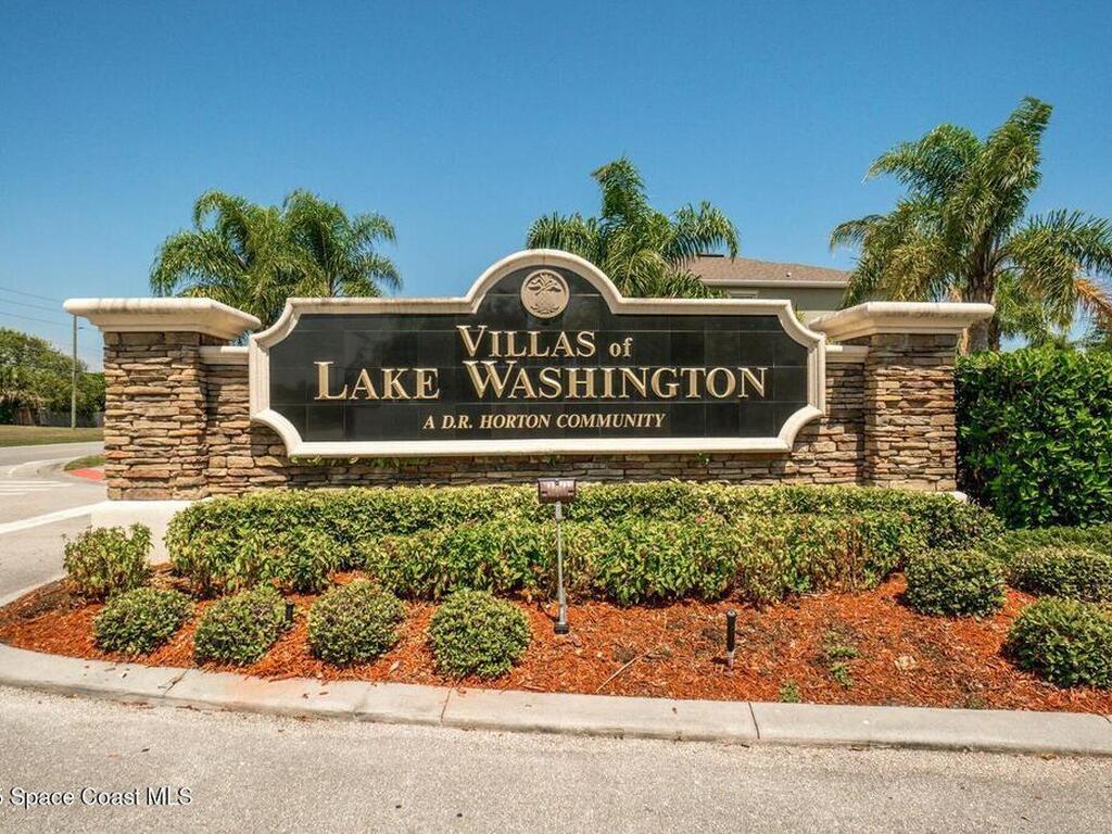 2735 Revolution Street, Melbourne, FL 32935