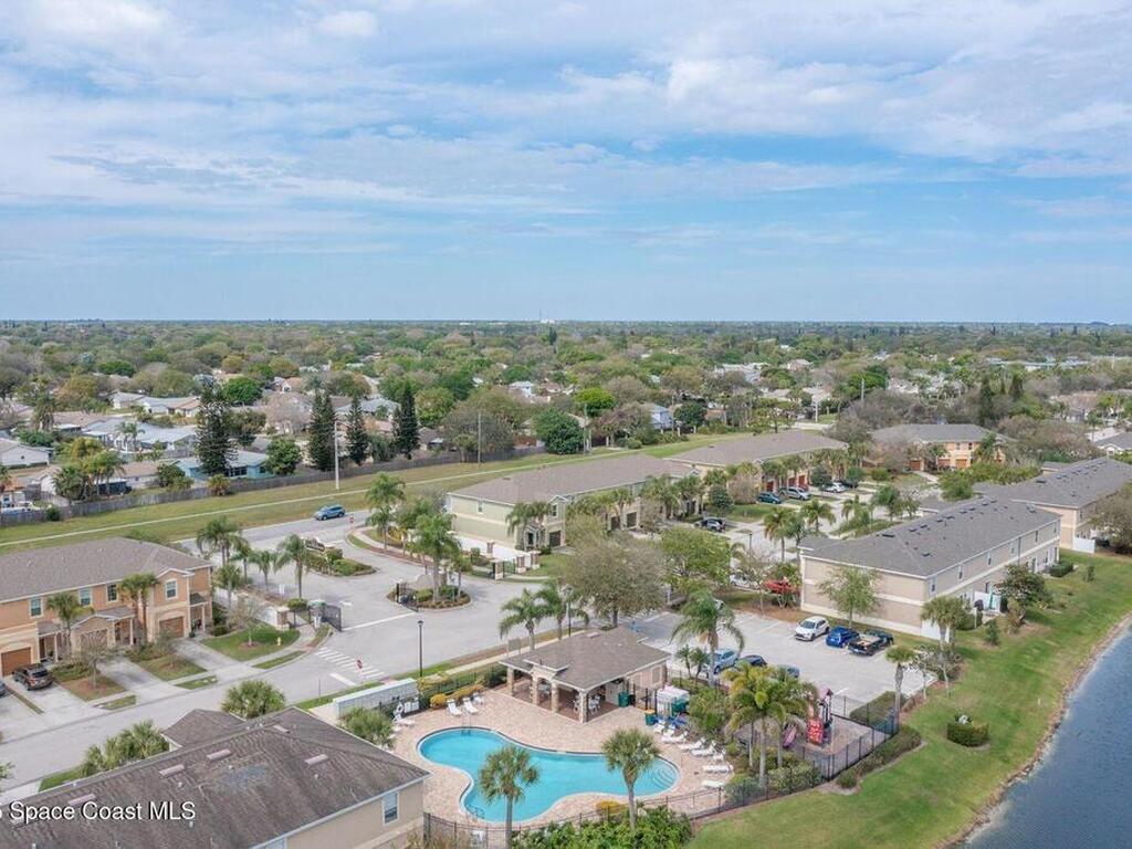 2735 Revolution Street, Melbourne, FL 32935