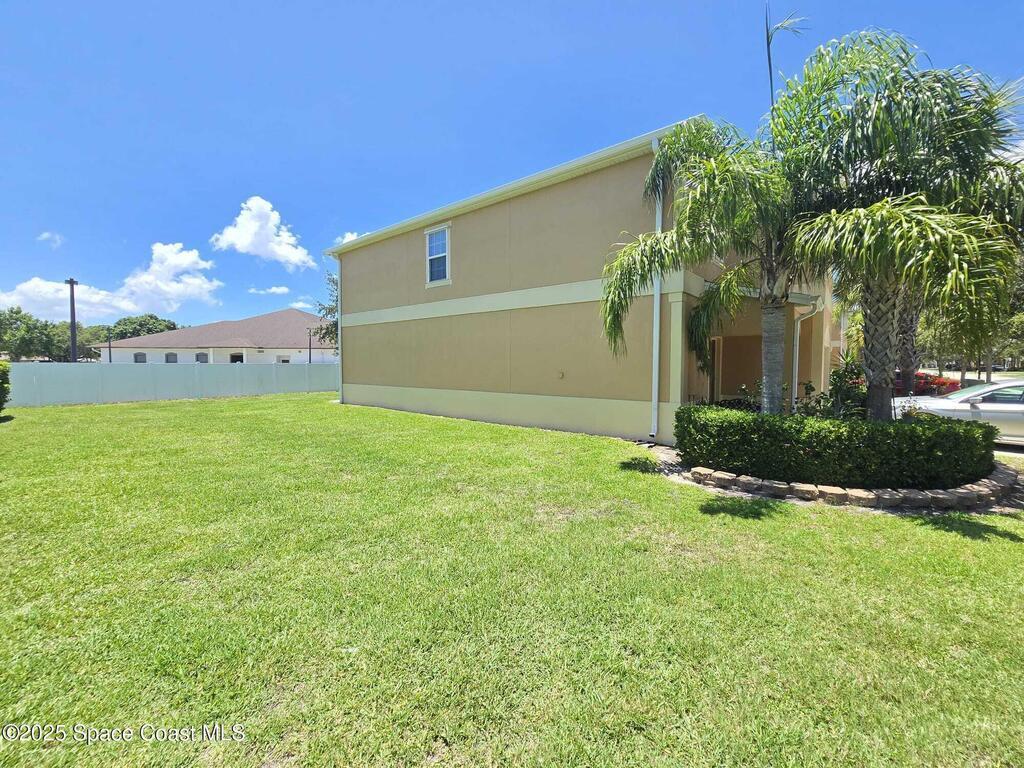 2735 Revolution Street, Melbourne, FL 32935