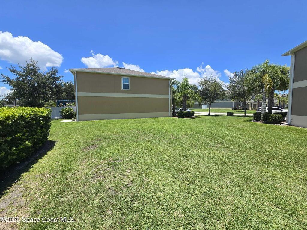 2735 Revolution Street, Melbourne, FL 32935