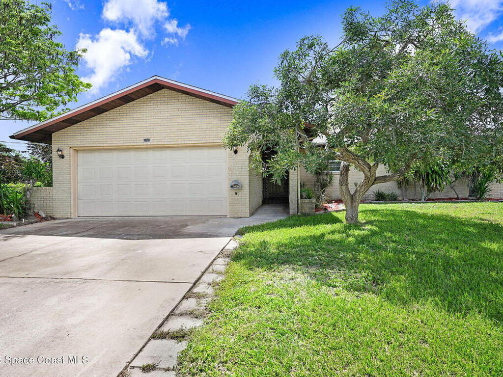 1081 Sunswept Road, Palm Bay, FL 32905