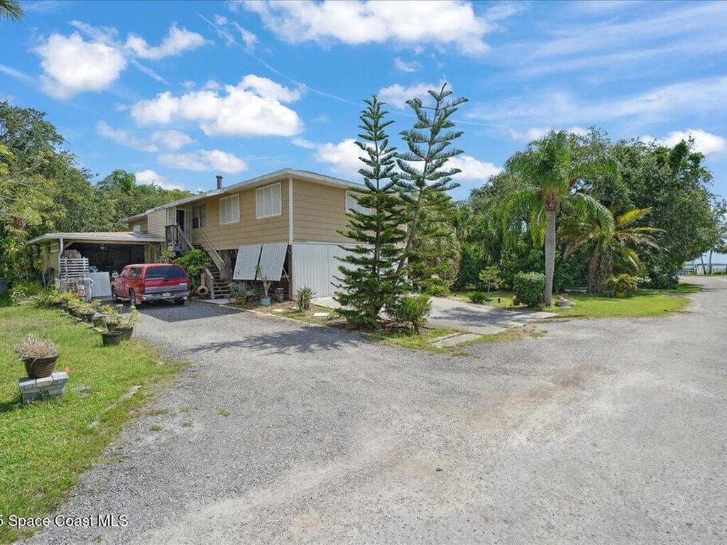 6570 114th Lane, Sebastian, FL 32958