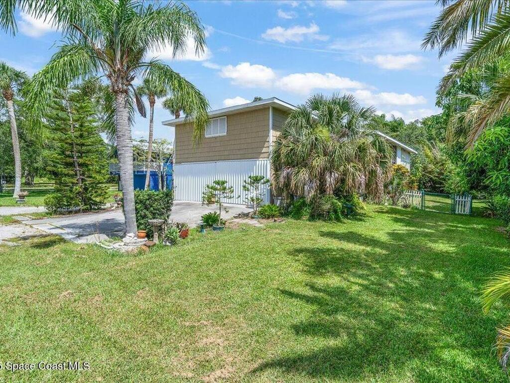6570 114th Lane, Sebastian, FL 32958