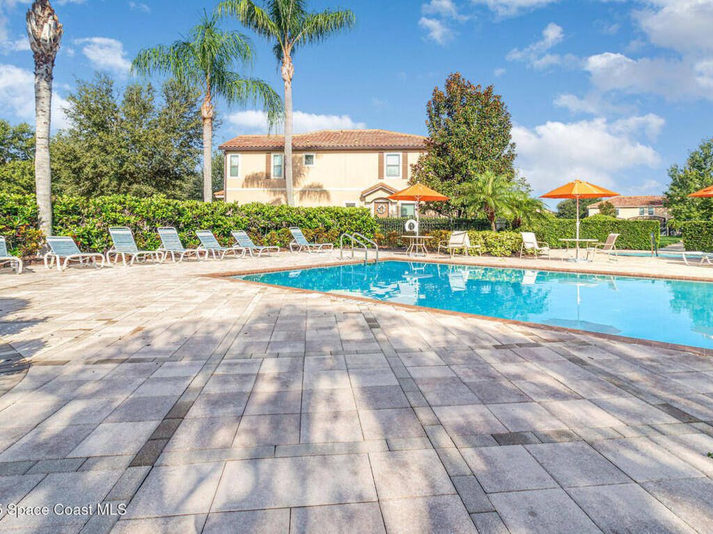 8162 Prestbury Drive, Orlando, FL 32832