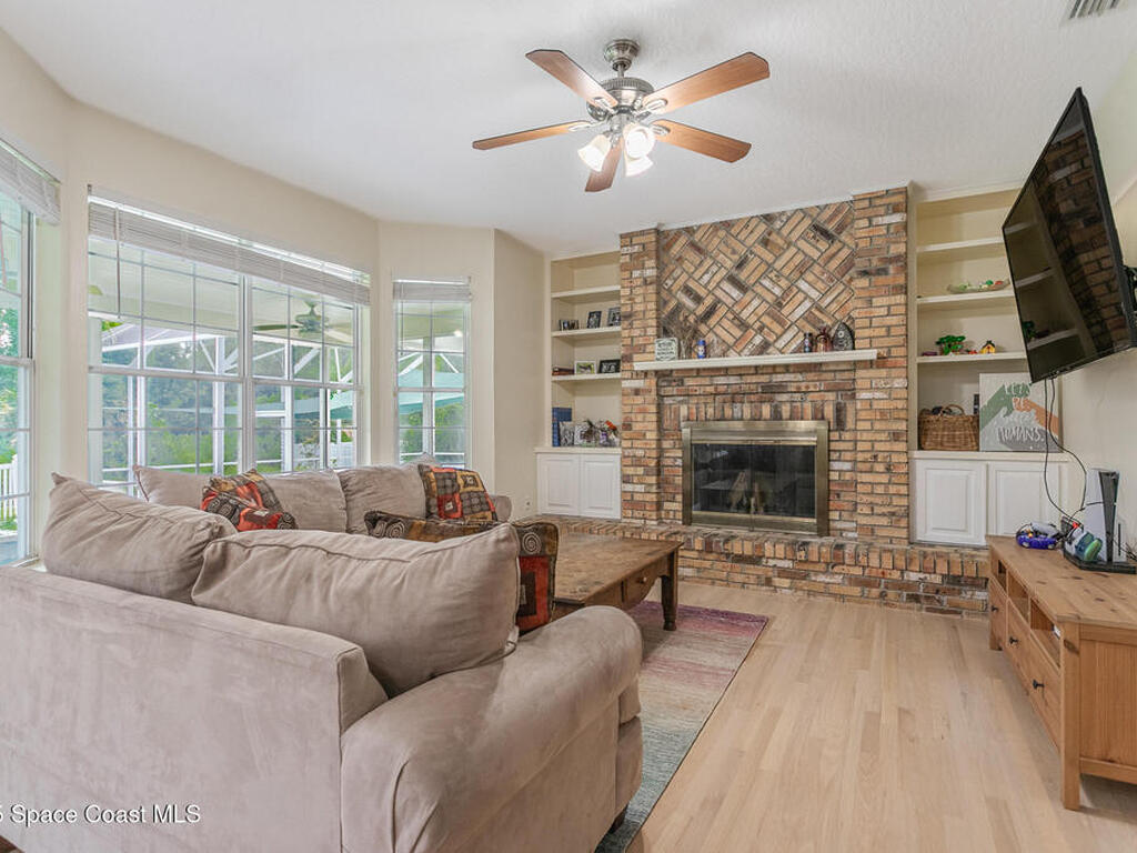 2123 Royal Oaks Drive, Rockledge, FL 32955