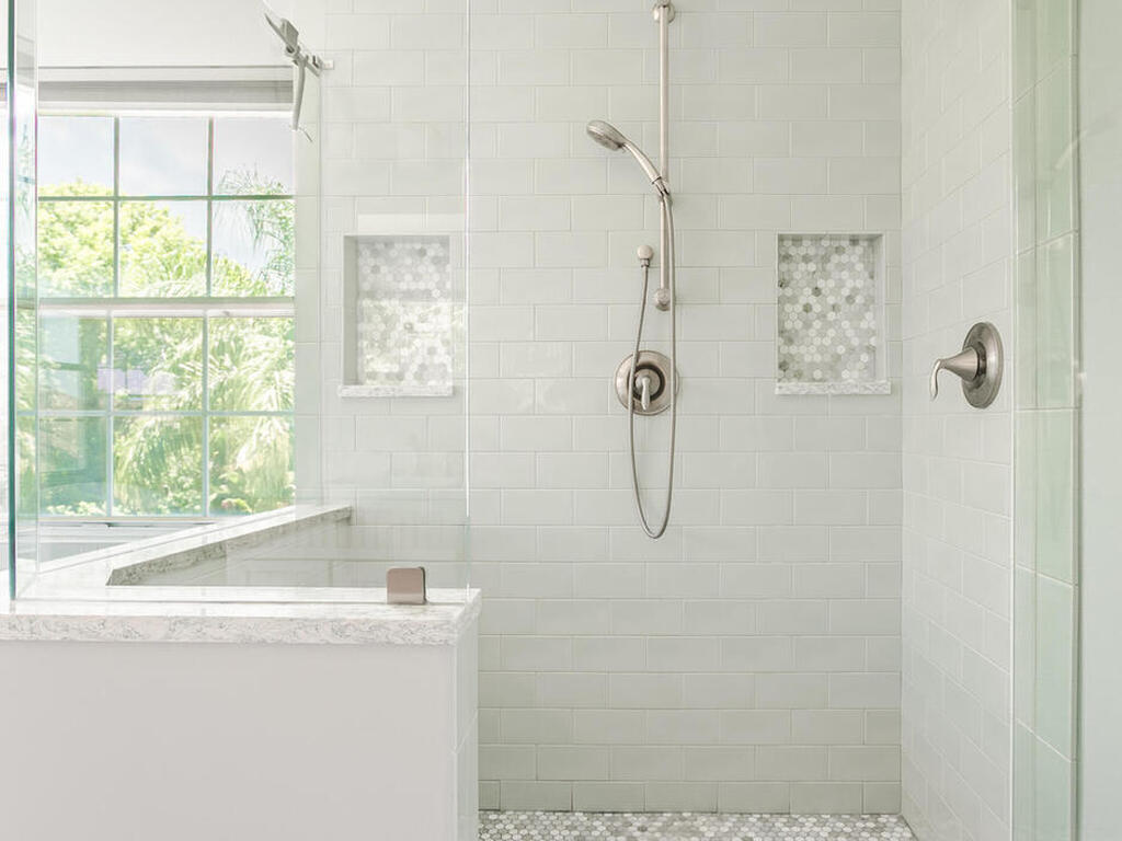 2123 Royal Oaks Drive, Rockledge, FL 32955