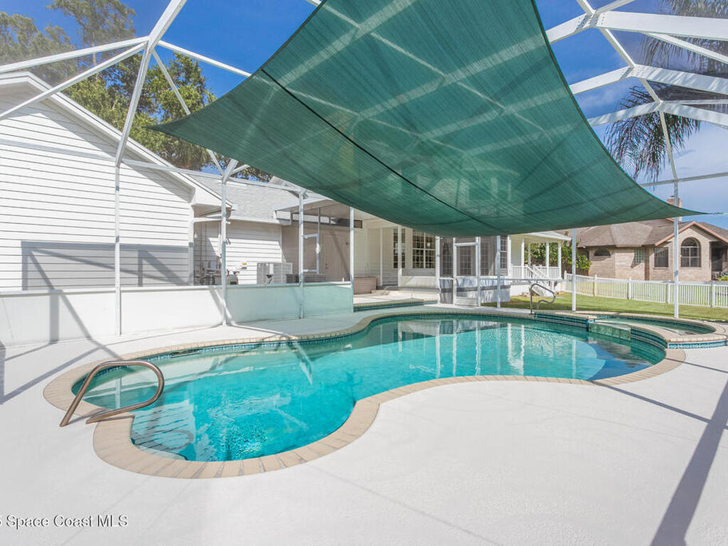 2123 Royal Oaks Drive, Rockledge, FL 32955