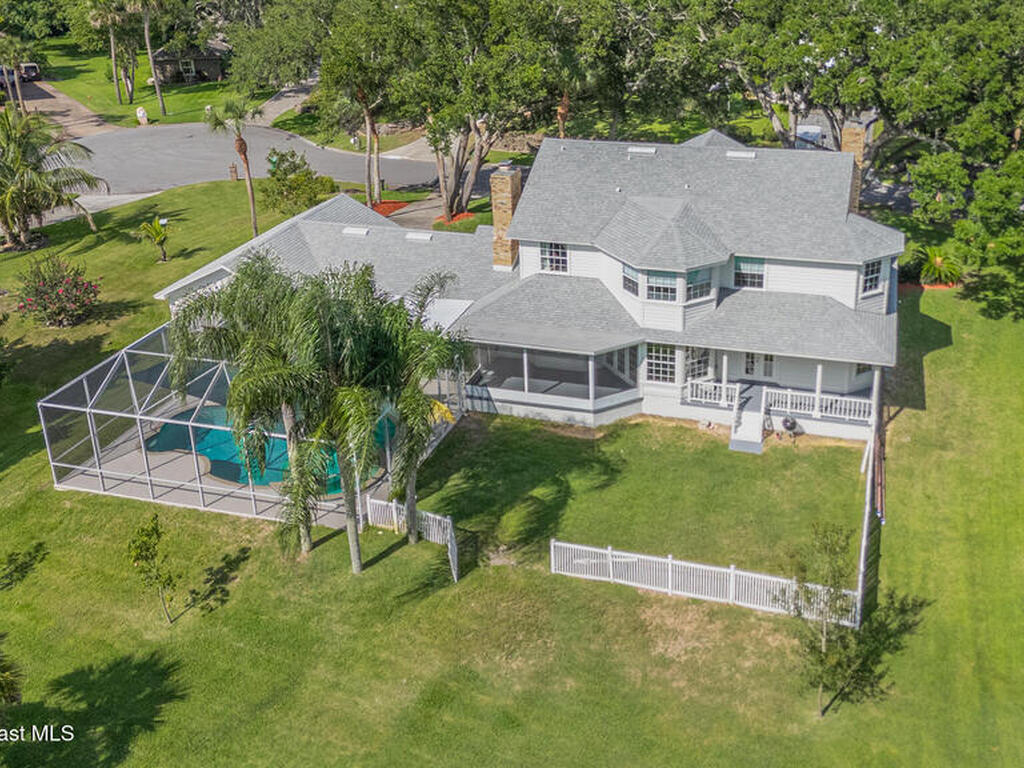 2123 Royal Oaks Drive, Rockledge, FL 32955