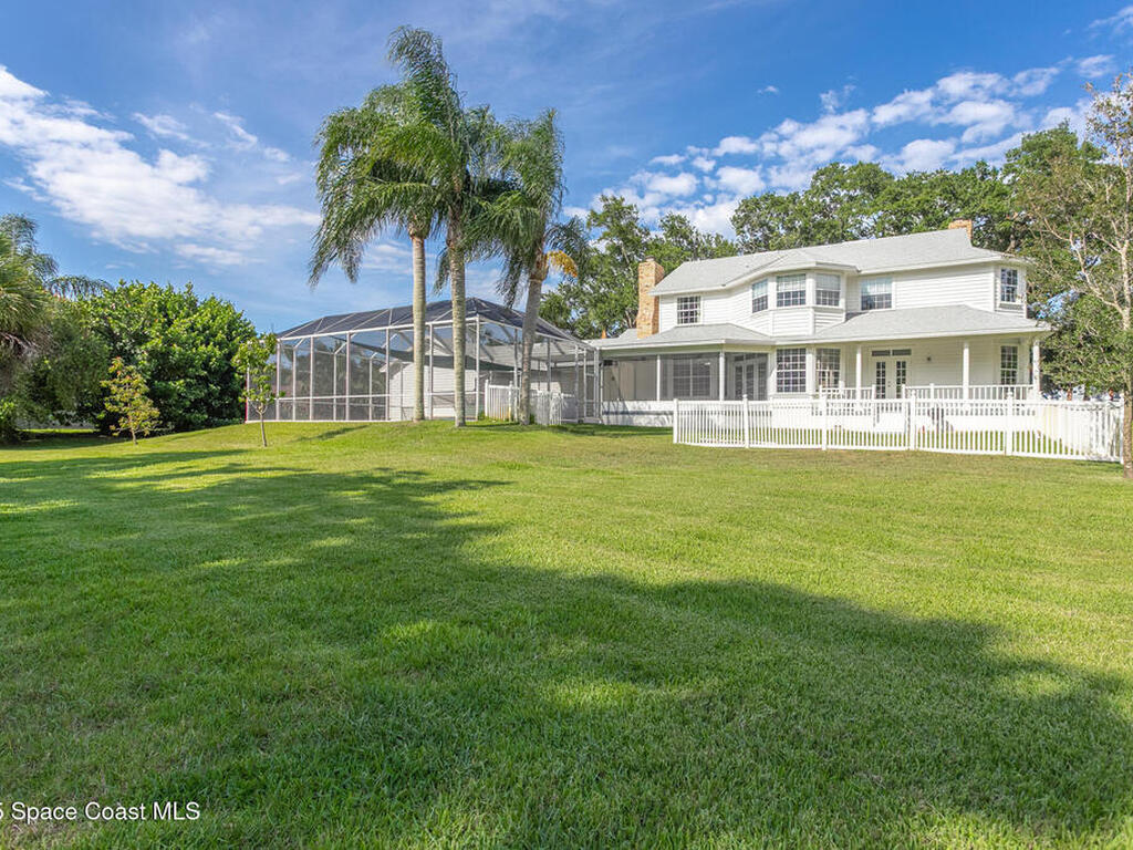 2123 Royal Oaks Drive, Rockledge, FL 32955