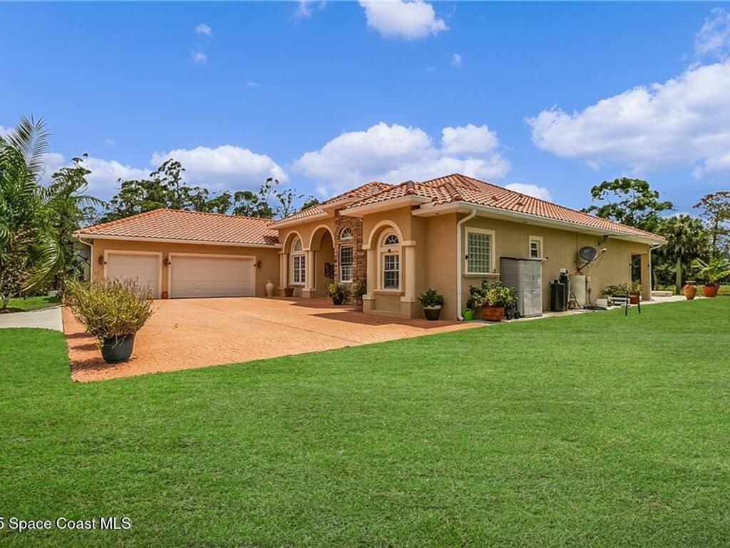 10750 146th Avenue, Fellsmere, FL 32948