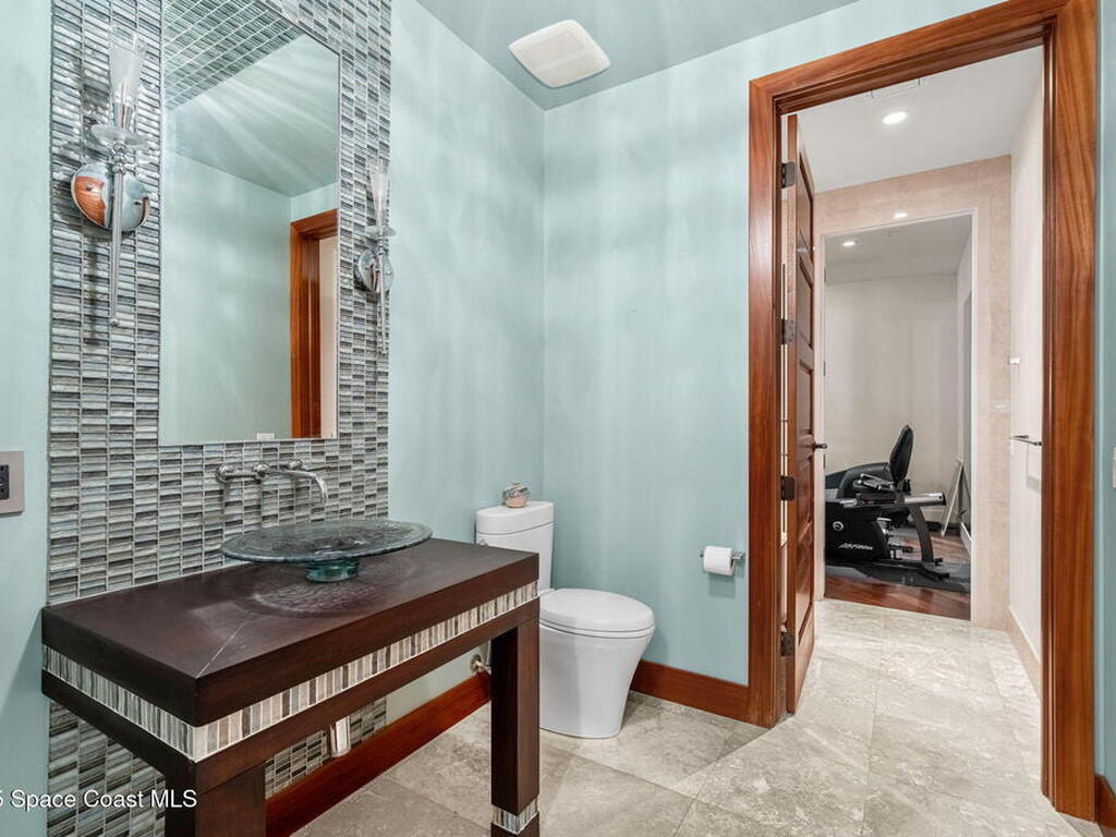 2375 S Atlantic Avenue, Cocoa Beach, FL 32931