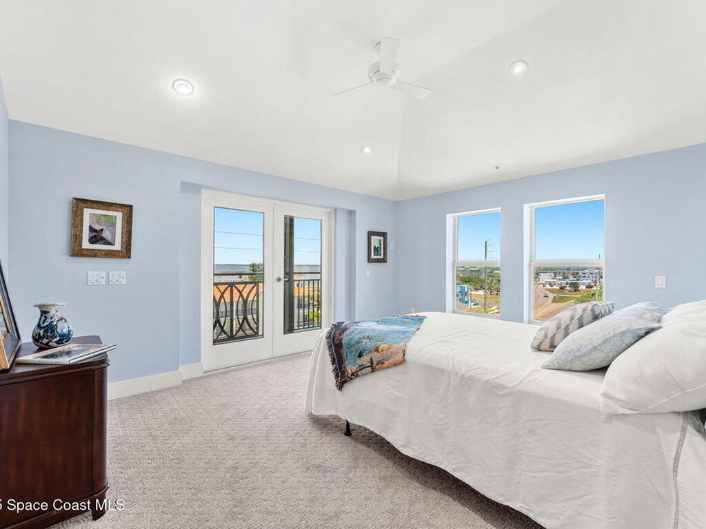 2375 S Atlantic Avenue, Cocoa Beach, FL 32931