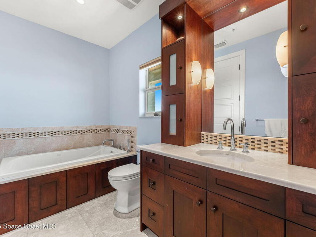 2375 S Atlantic Avenue, Cocoa Beach, FL 32931