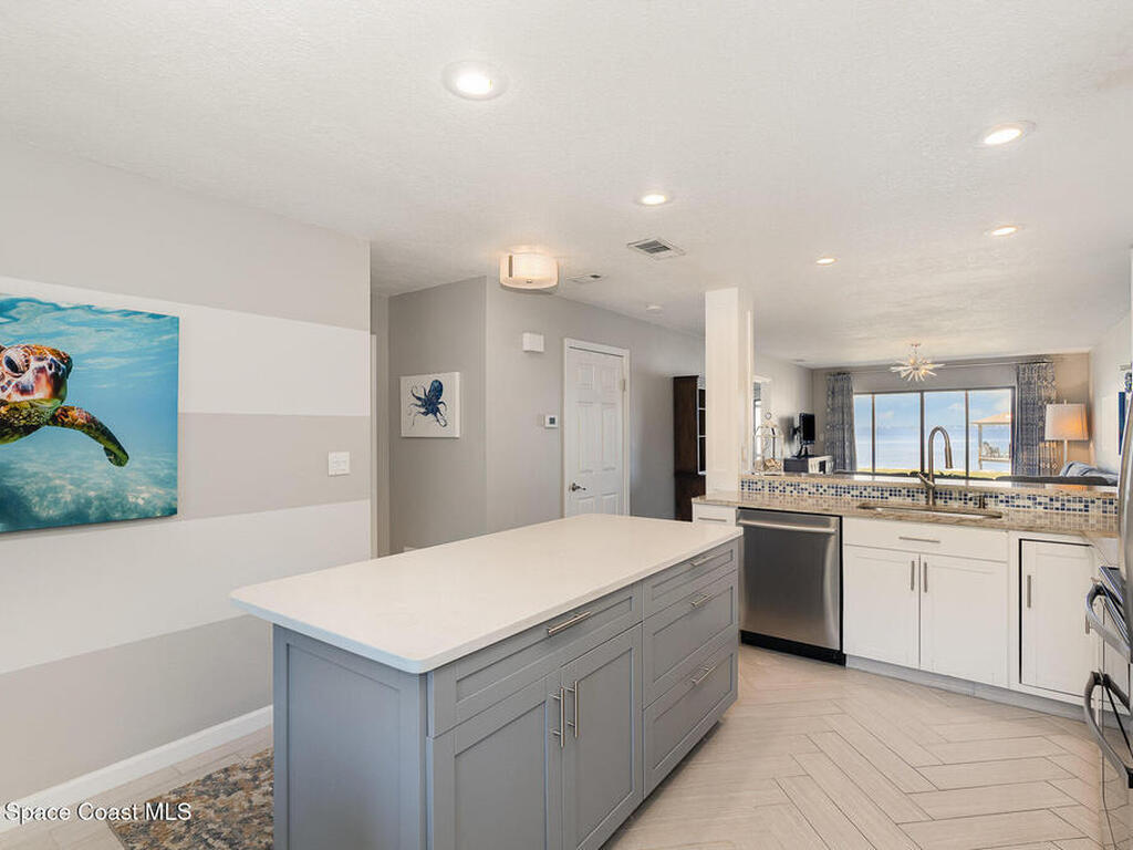 2880 S Atlantic Avenue, Cocoa Beach, FL 32931