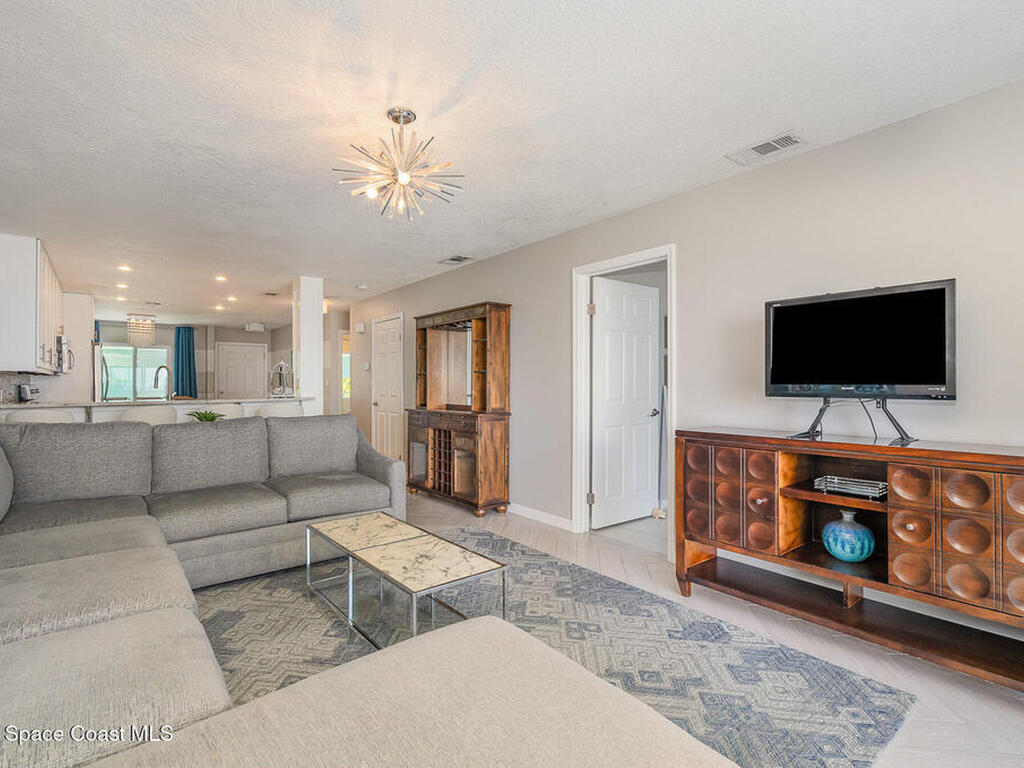 2880 S Atlantic Avenue, Cocoa Beach, FL 32931