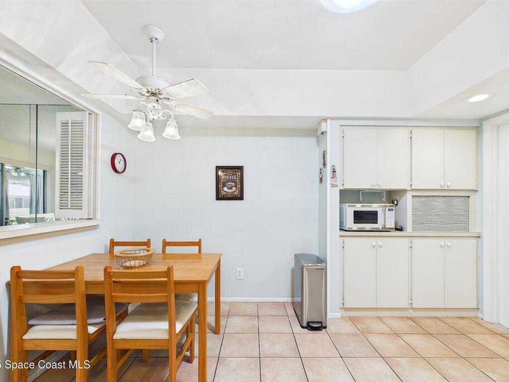 6948 W Country Club Drive, Sarasota, FL 34243