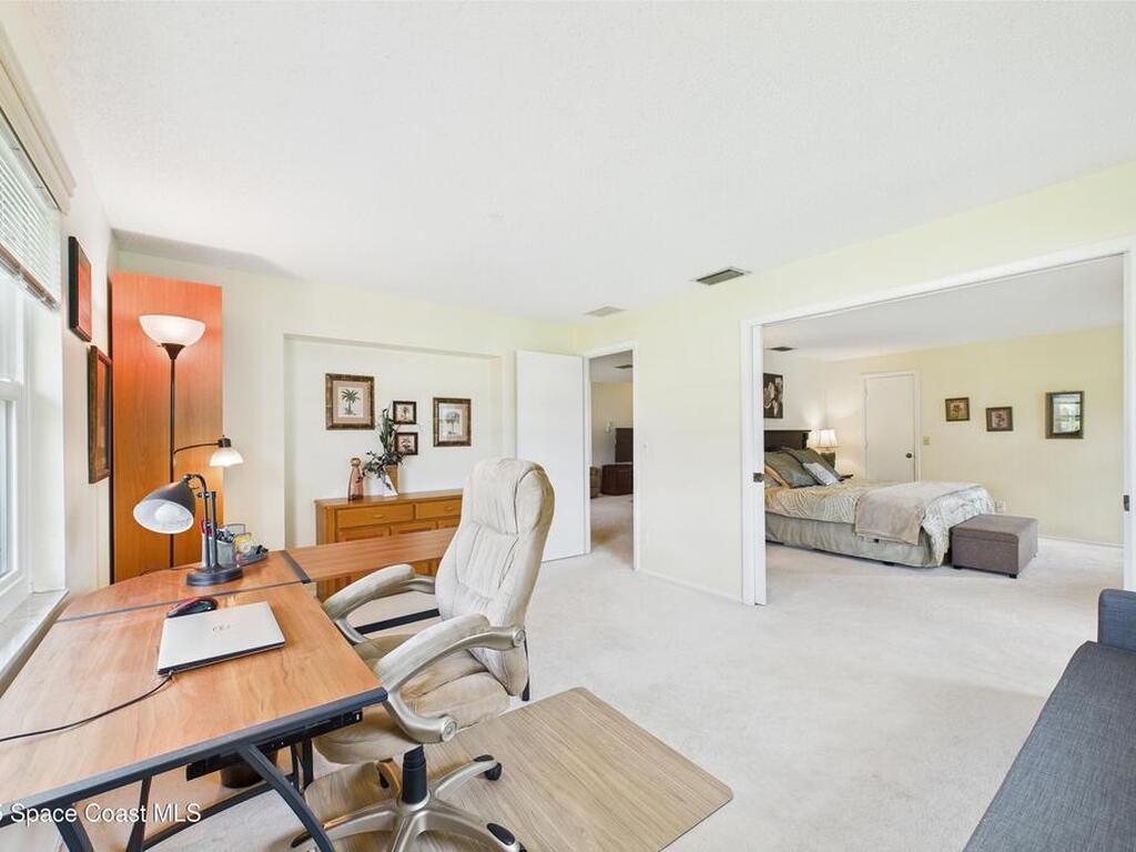 6948 W Country Club Drive, Sarasota, FL 34243