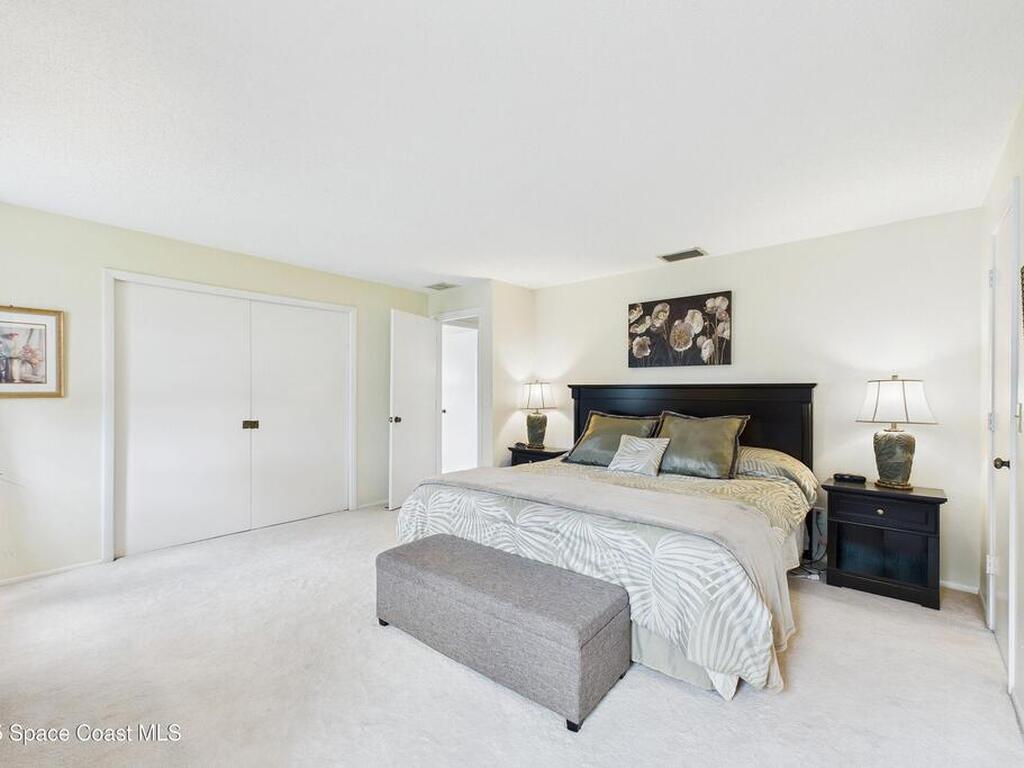 6948 W Country Club Drive, Sarasota, FL 34243