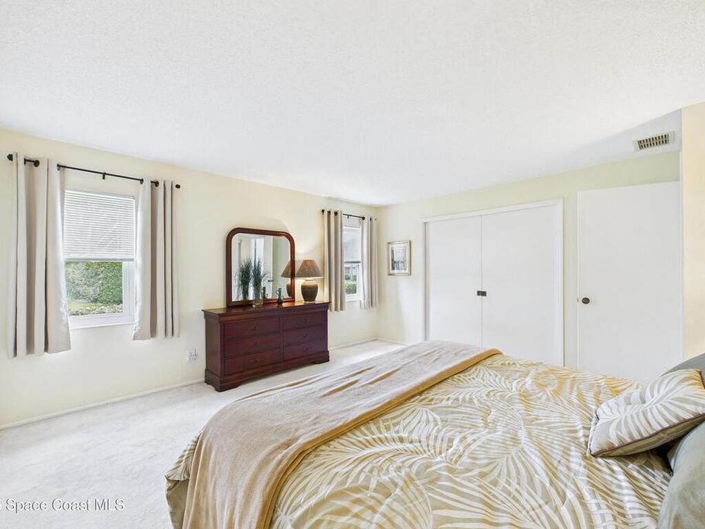 6948 W Country Club Drive, Sarasota, FL 34243