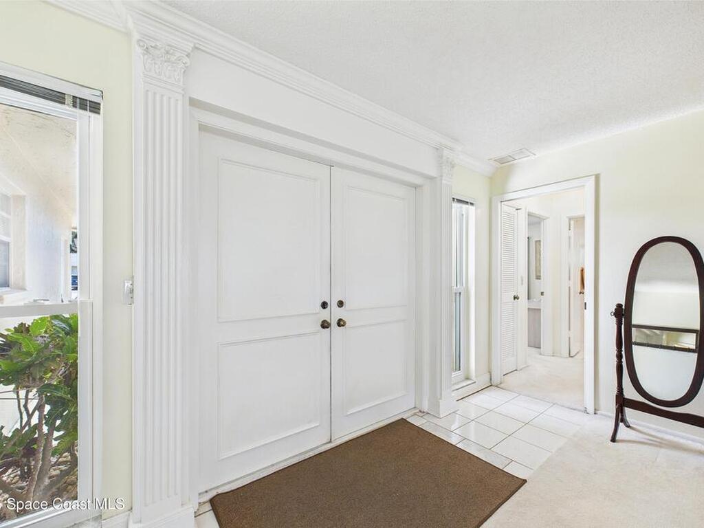 6948 W Country Club Drive, Sarasota, FL 34243