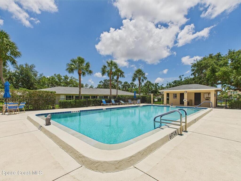 6948 W Country Club Drive, Sarasota, FL 34243