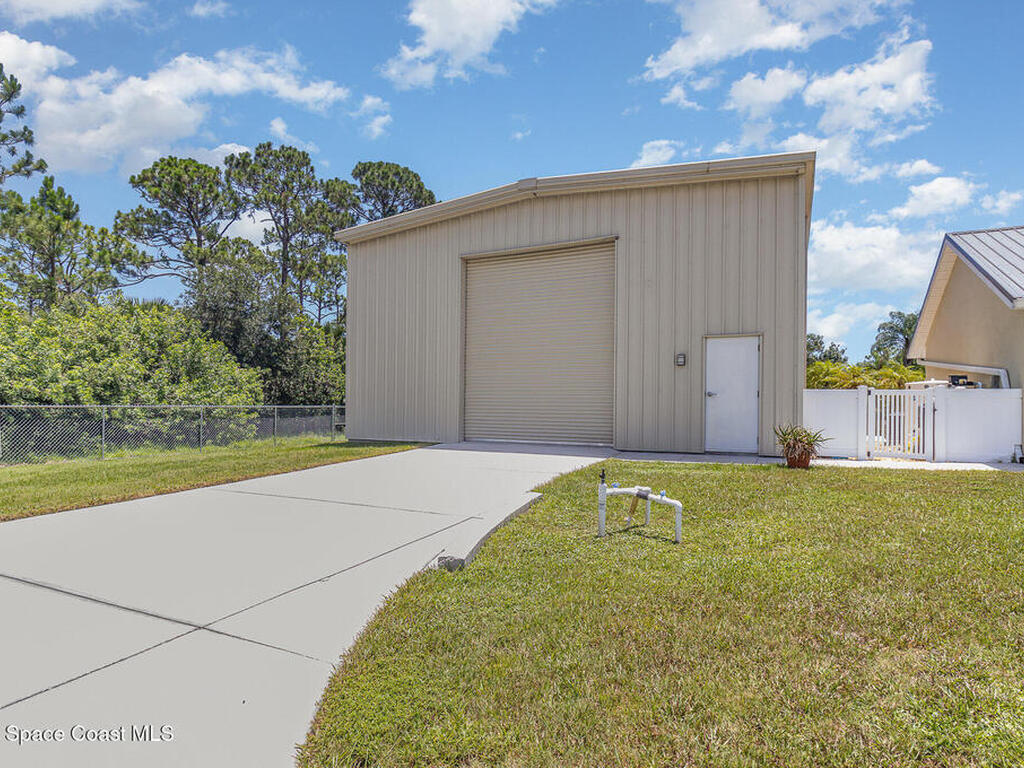 690 Grant Road, Grant-Valkaria, FL 32909