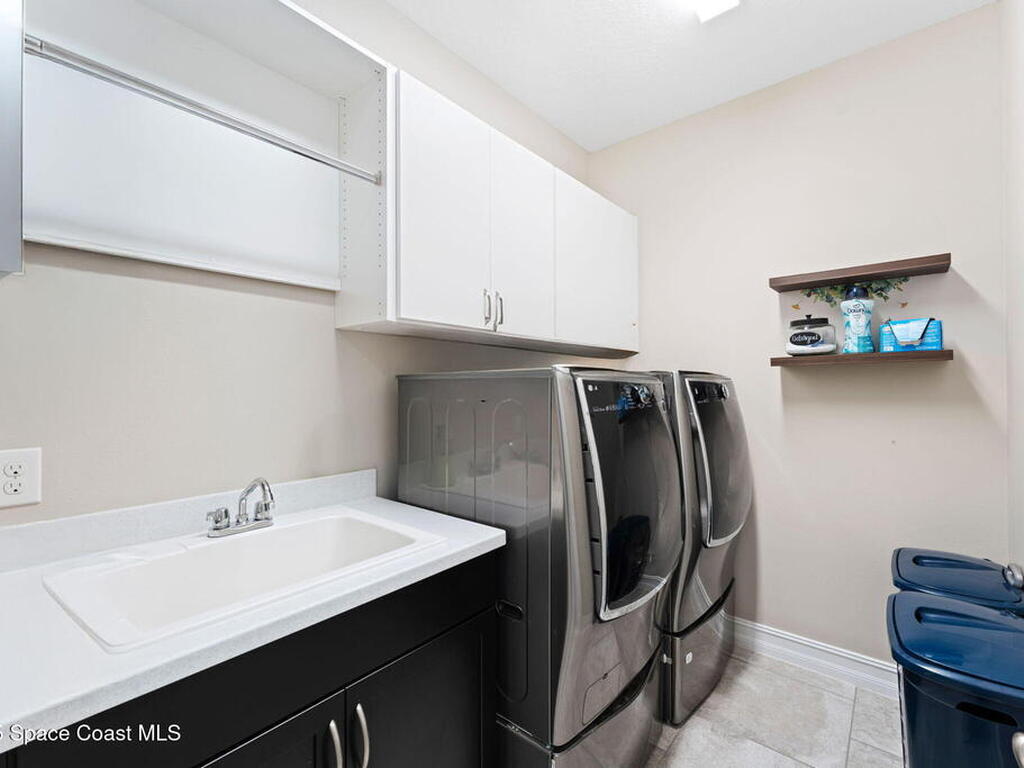 7684 Poulicny Lane, Melbourne, FL 32940