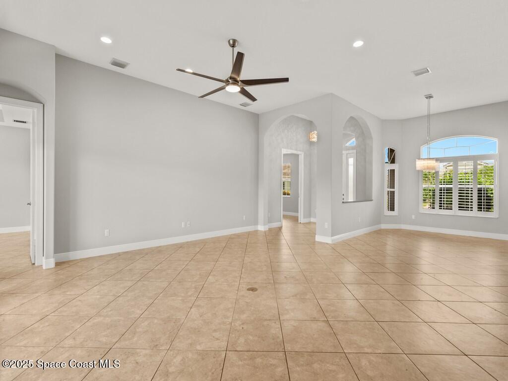 8255 Heather Court, Vero Beach, FL 32967