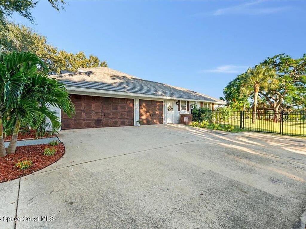 260 Utopia Circle, Merritt Island, FL 32952