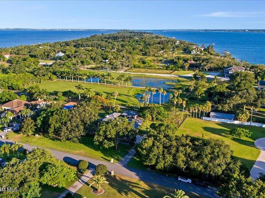 260 Utopia Circle, Merritt Island, FL 32952