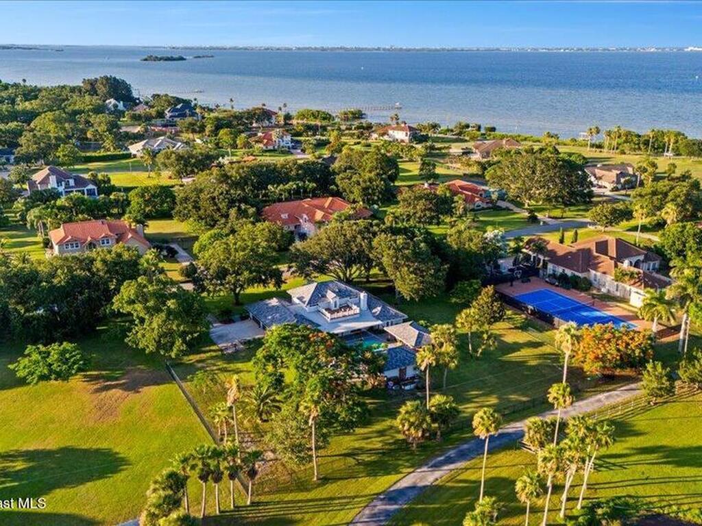 260 Utopia Circle, Merritt Island, FL 32952