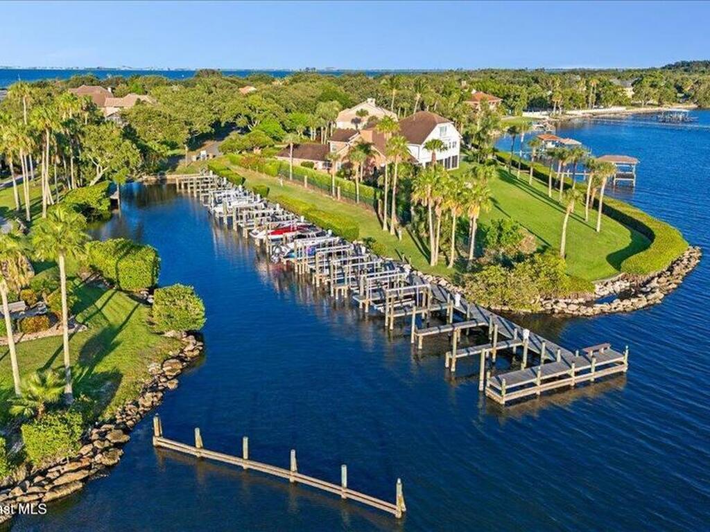 260 Utopia Circle, Merritt Island, FL 32952