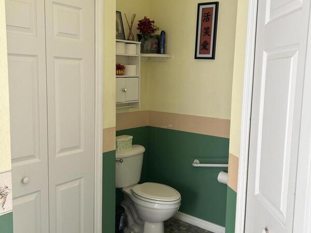 1360 10th Manor, Vero Beach, FL 32960